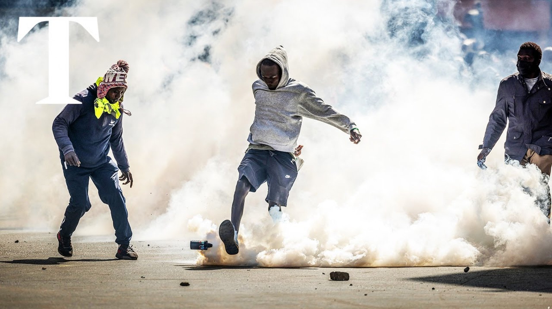LIVE: Protesters storm Kenya's parliament building in Nairobi LIVE: Protesters storm Kenya's parliament building in Nairobi