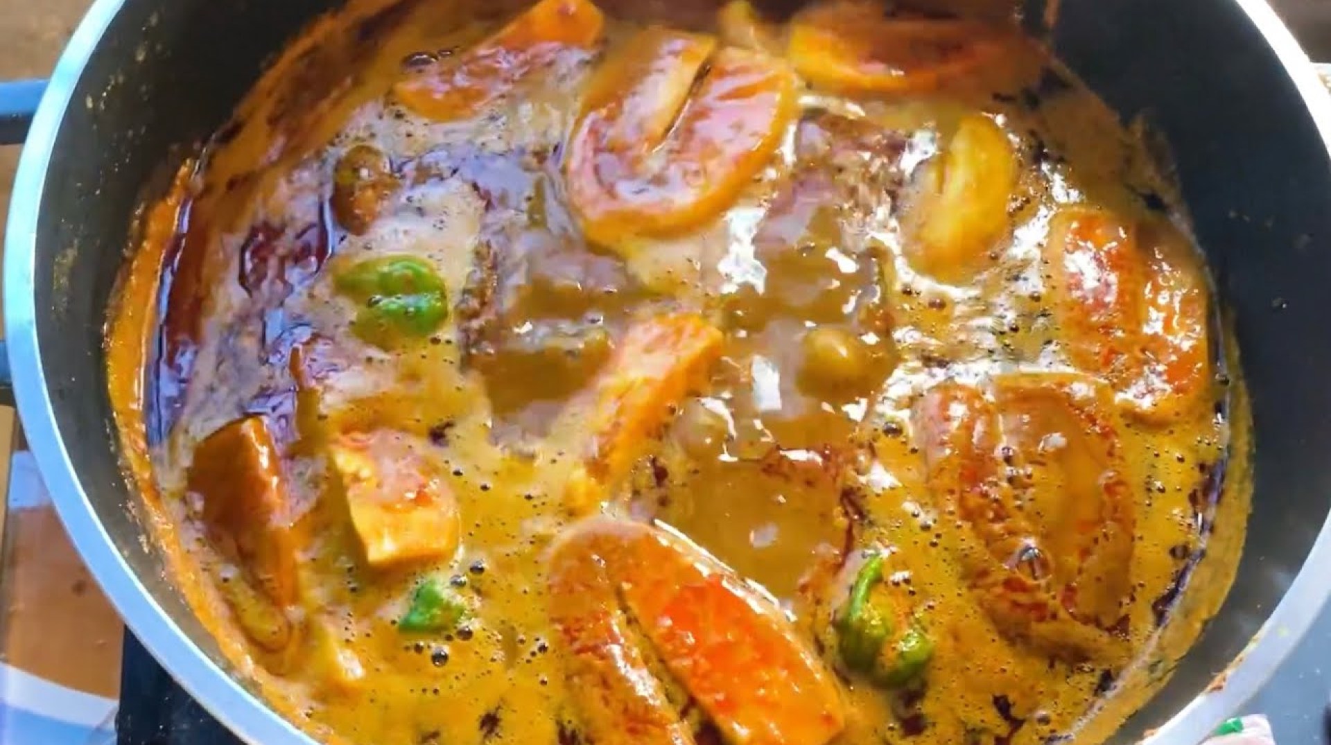 The easiest way to make PALM NUT SOUP with smoked fish in Ghana | Portia and Sketch The easiest way to make PALM NUT SOUP with smoked fish in Ghana | Portia and Sketch