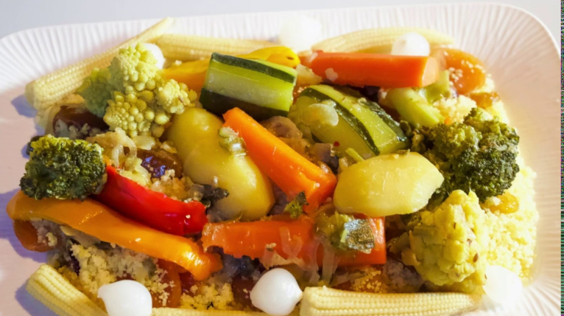 COUSCOUS VEGETARIEN RAPIDE ET SIMPLE COUSCOUS VEGETARIEN RAPIDE ET SIMPLE