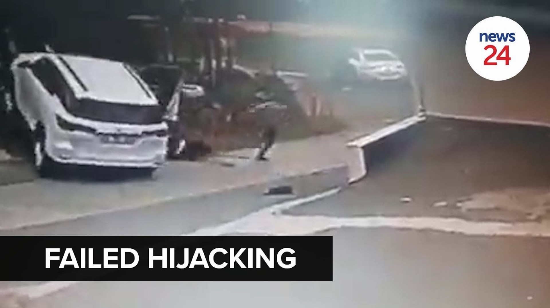 WATCH | Hijacking foiled as bystander opens fire on attackers in Durban WATCH | Hijacking foiled as bystander opens fire on attackers in Durban