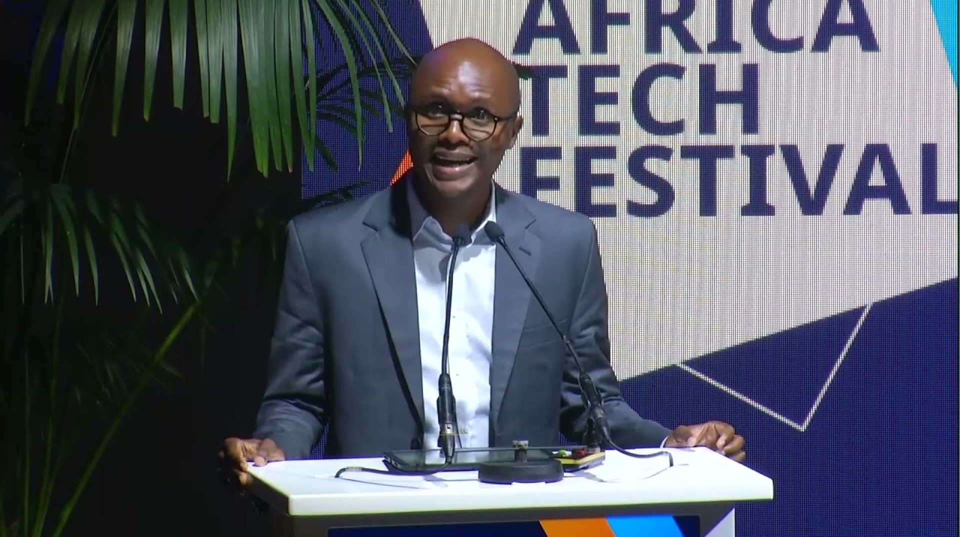 South African Minister Solly Malatsi on Digital Inclusion & Connectivity | Africa Tech Festival 2024 South African Minister Solly Malatsi on Digital Inclusion & Connectivity | Africa Tech Festival 2024