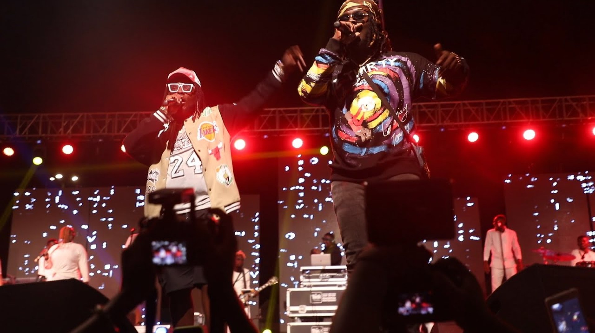 GHANA MUSIC OVERTOOK NIGERIAN MUSIC AT DOPE CONCERT LOAD WITH BIG ARTISTES LIKE FAMEYE,EL,LARUSSO… GHANA MUSIC OVERTOOK NIGERIAN MUSIC AT DOPE CONCERT LOAD WITH BIG ARTISTES LIKE FAMEYE,EL,LARUSSO…