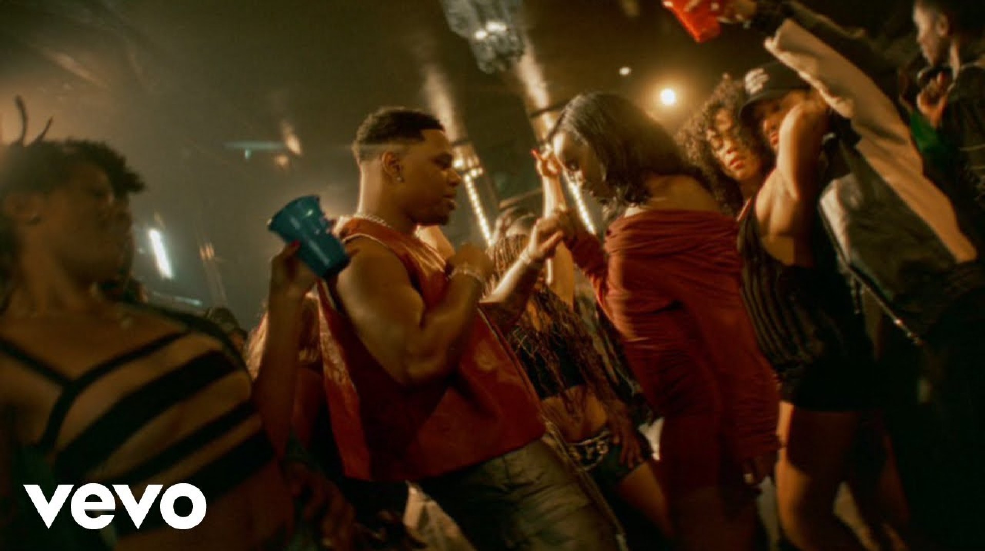 Fridayy – Baddest In The Room Fridayy – Baddest In The Room