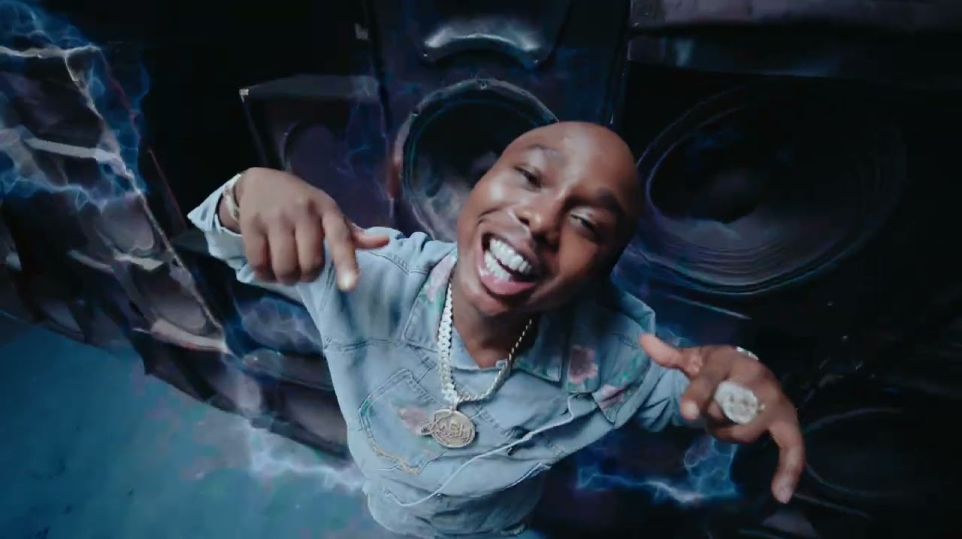 Kashcoming – All My Money (Official Video) Kashcoming – All My Money (Official Video)