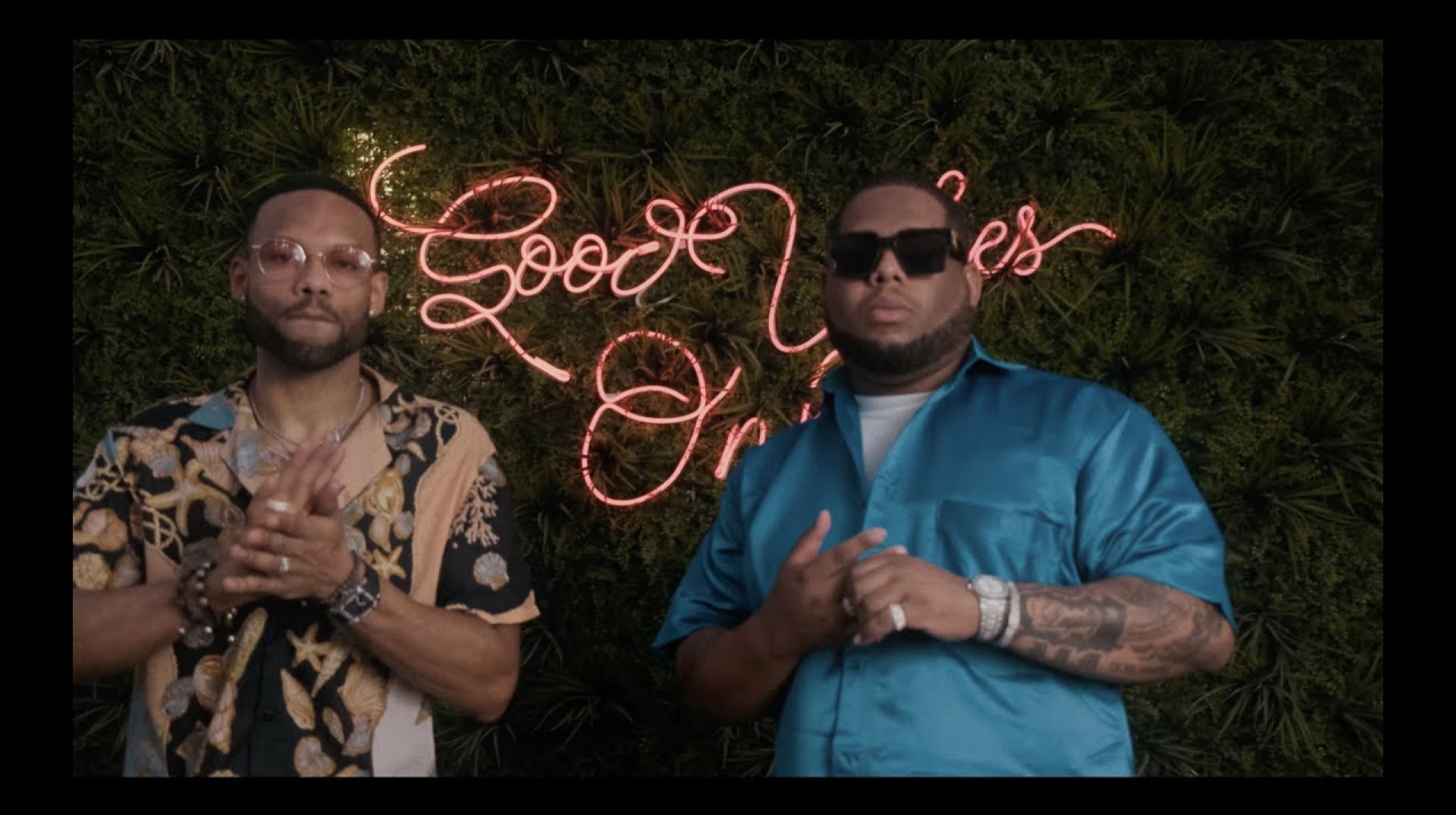 David Jay – Your Love ft. D-Black & Efosa x JSnake ( Official Music Video ) David Jay – Your Love ft. D-Black & Efosa x JSnake ( Official Music Video )