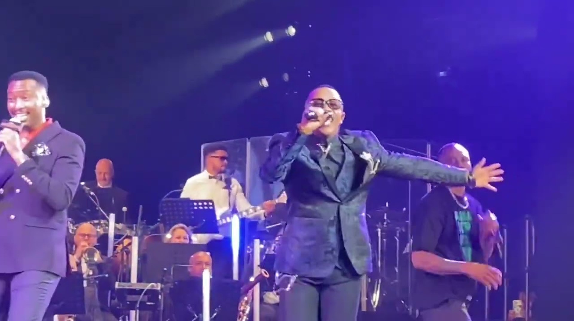 Young Stunna performs “Imithandazo” on Night 2 of Kabza De Small's Red Bull Symphonic Orchestra Young Stunna performs “Imithandazo” on Night 2 of Kabza De Small's Red Bull Symphonic Orchestra