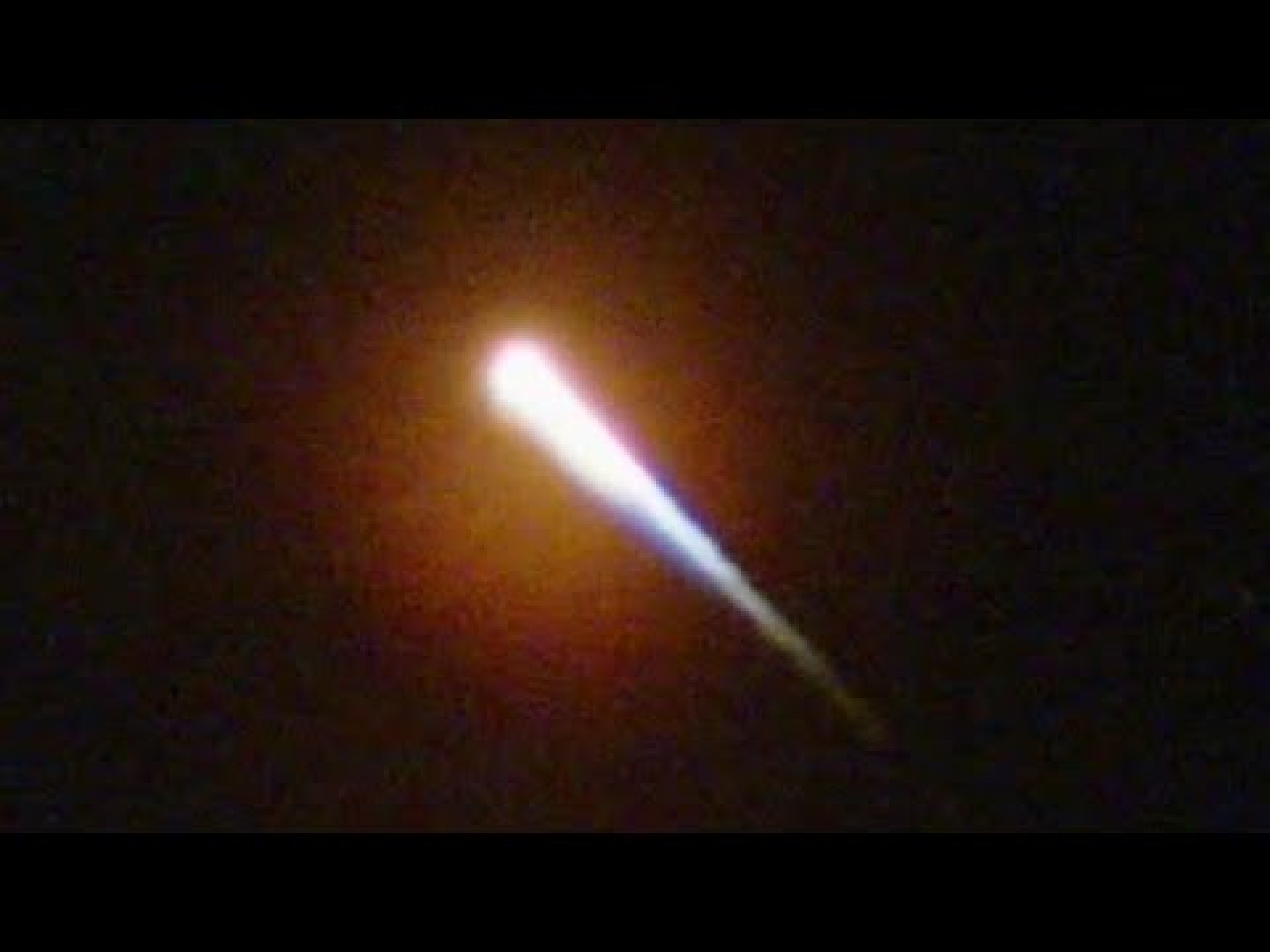 SpaceX Starlink Launch Captured on Video in Skies Over Simi Valley SpaceX Starlink Launch Captured on Video in Skies Over Simi Valley