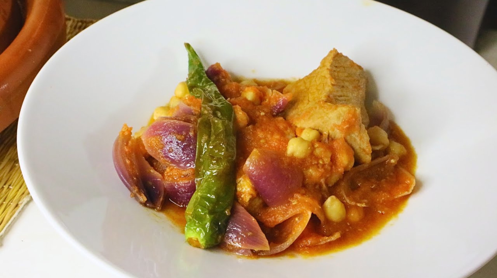 Tunisian Chickpea & Beef stew / Mermez bil ba9ri / Ragout Tunisien aux pois chiche / مرمز بالبقري Tunisian Chickpea & Beef stew / Mermez bil ba9ri / Ragout Tunisien aux pois chiche / مرمز بالبقري