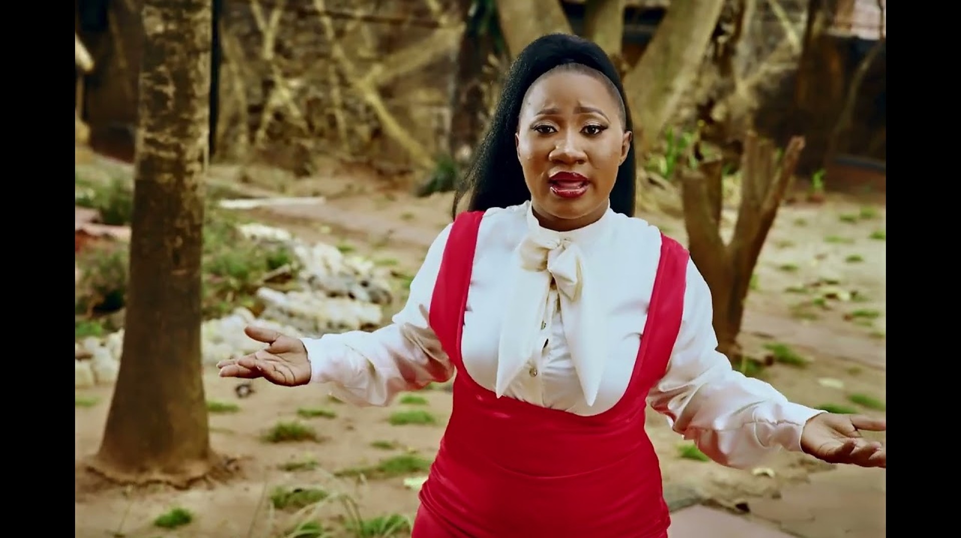 MWAGALA KI CHRIS EVANS & CHOSEN BECKY OFFICIAL VIDEO MWAGALA KI CHRIS EVANS & CHOSEN BECKY OFFICIAL VIDEO