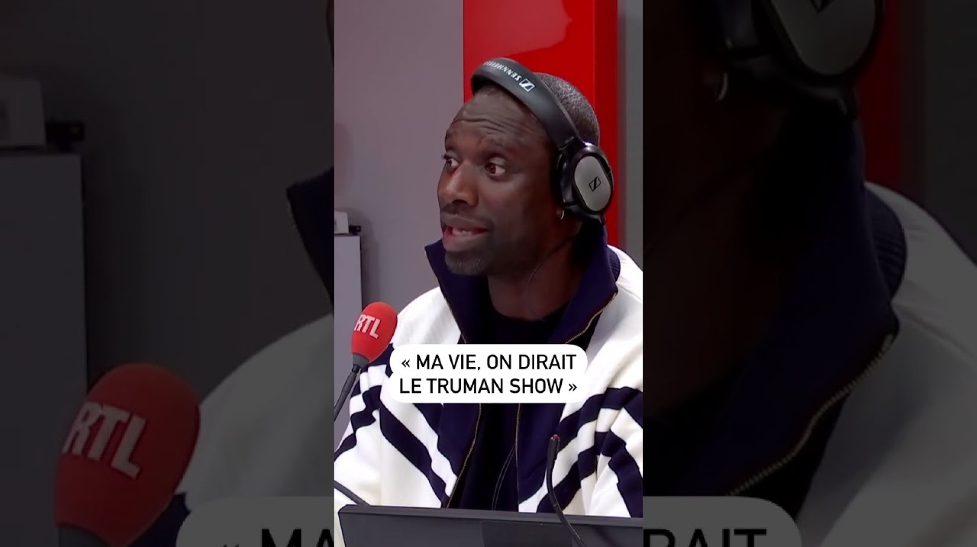 Omar Sy : “Ma vie, on dirait le Truman Show” Omar Sy : “Ma vie, on dirait le Truman Show”