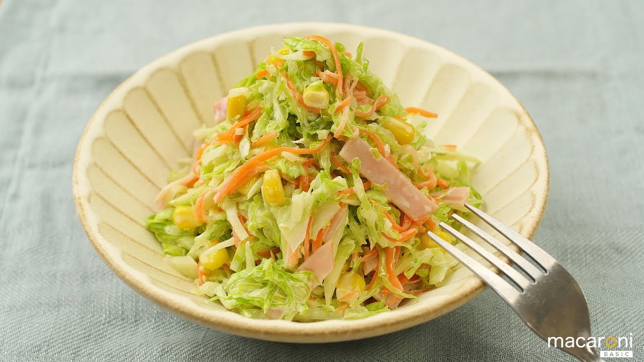 秋のコールスローとタヒニケシの実のドレッシングのレシピ 秋のコールスローとタヒニケシの実のドレッシングのレシピ