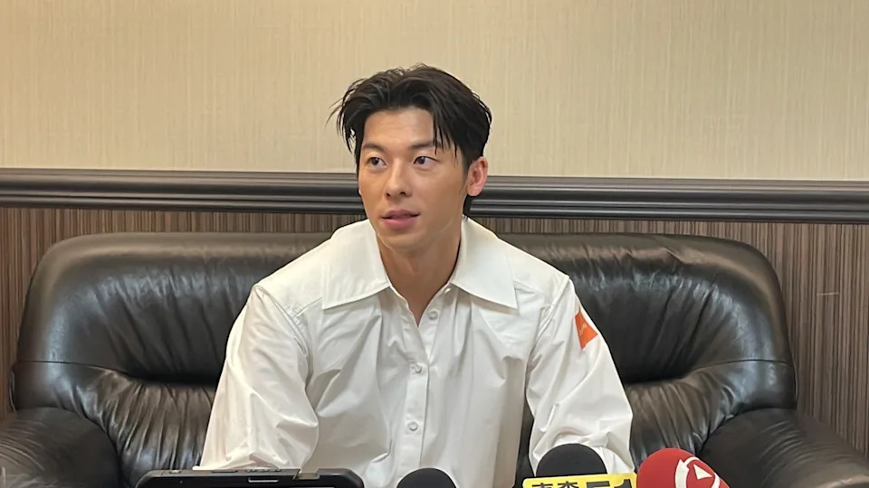 許光漢33歲入伍引關注 網友力挺比逃兵好太多 許光漢33歲入伍引關注 網友力挺比逃兵好太多