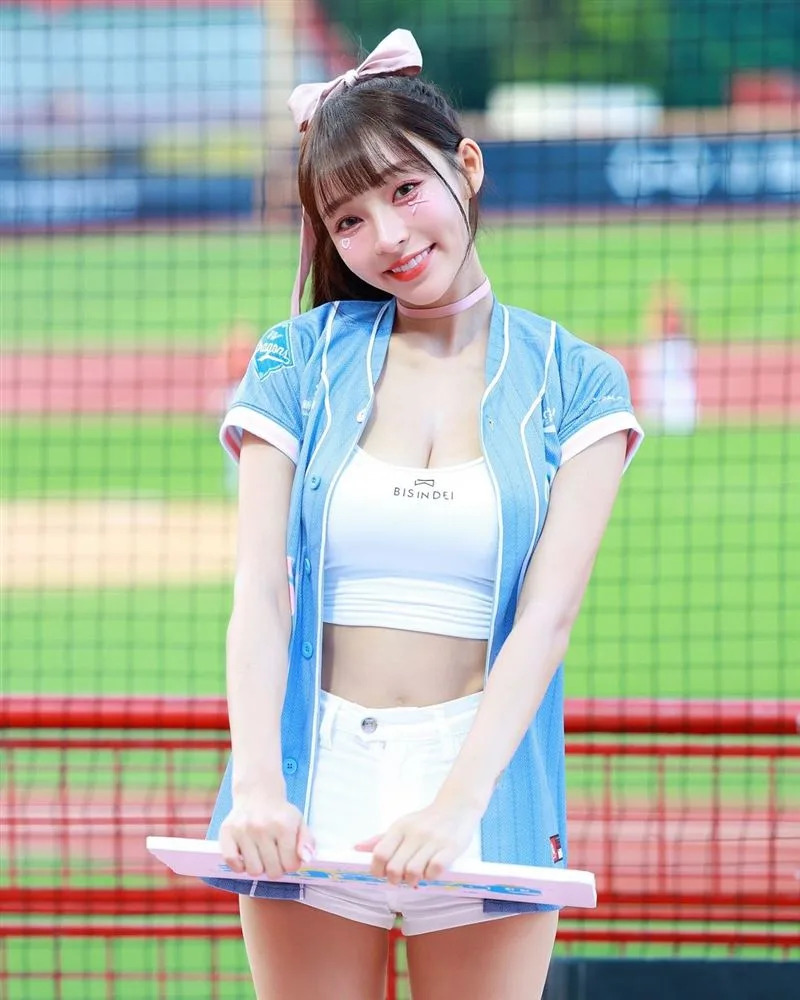 林襄的身材變化引發熱議,回應負評展現高EQ! 林襄的身材變化引發熱議,回應負評展現高EQ!