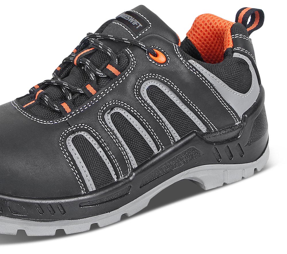 Beeswift Trainer Shoe S3 Non Metallic  Black