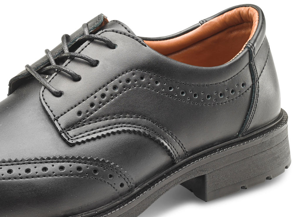 Beeswift Brogue Shoe Black
