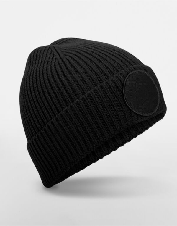 B332R Beechfield Circular Fashion Patch Beanie Black B332R Beechfield Circular Fashion Patch Beanie Black