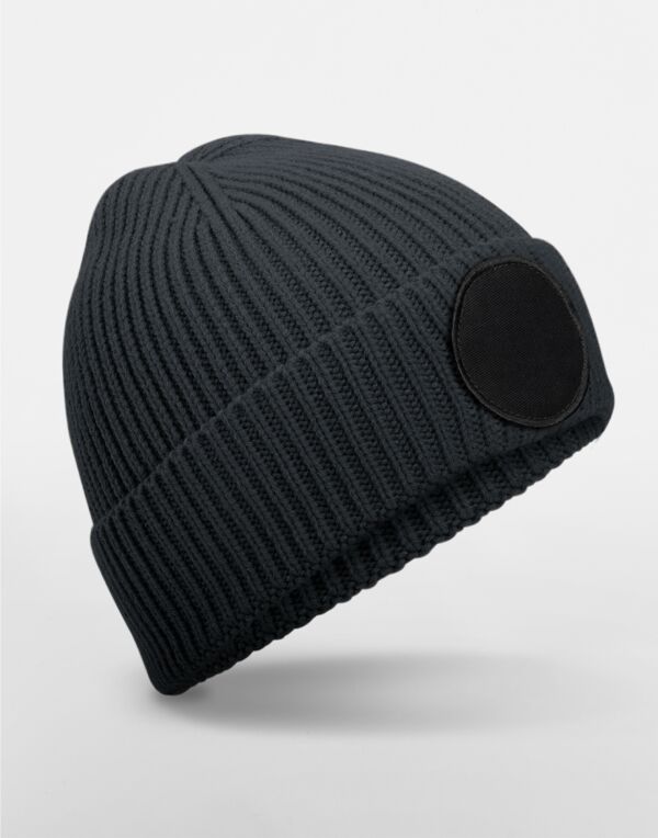 B332R Beechfield Circular Fashion Patch Beanie Graphite Grey/Black