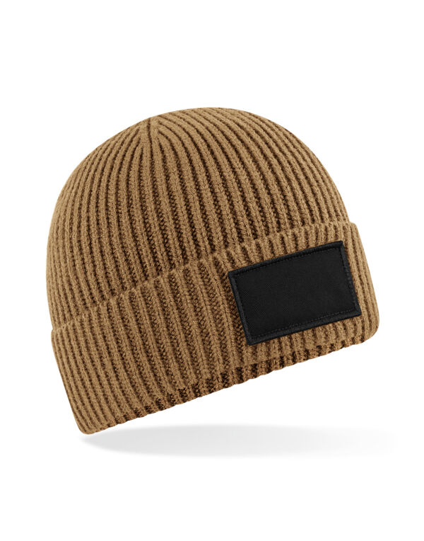 B442R Beechfield Fashion Patch Beanie Biscuit/Black B442R Beechfield Fashion Patch Beanie Biscuit/Black