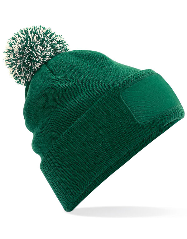 B443 Beechfield Snowstar Patch Beanie Bottle Green/Off White B443 Beechfield Snowstar Patch Beanie Bottle Green/Off White