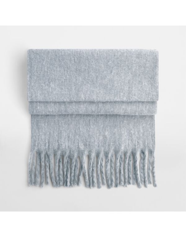 B496R Heather Grey Fluffy Scarf