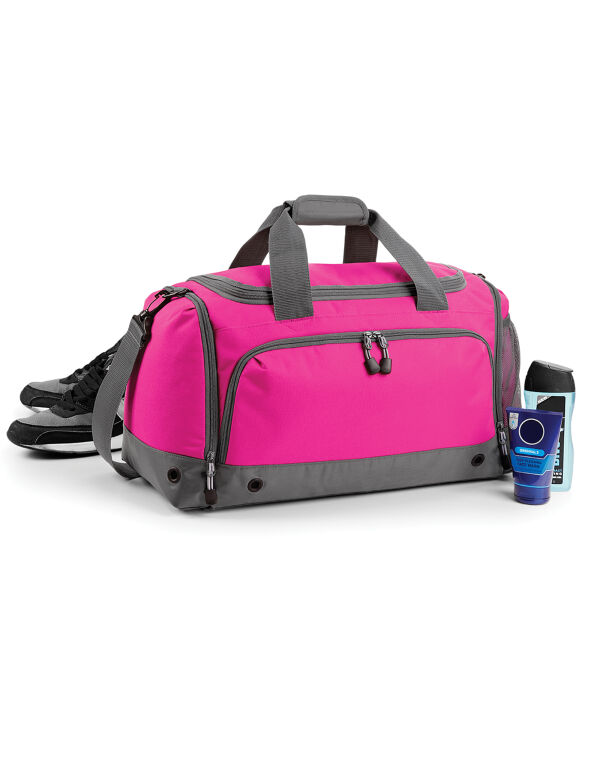 BG544 Bagbase Athleisure Holdall Fuchsia BG544 Bagbase Athleisure Holdall Fuchsia