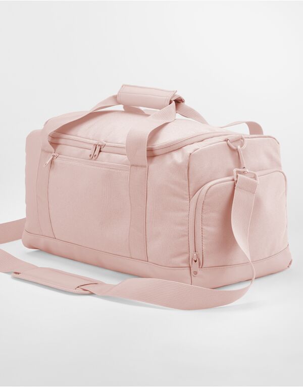 BG560 Fresh Pink Small Training Holdall BG560 Fresh Pink Small Training Holdall