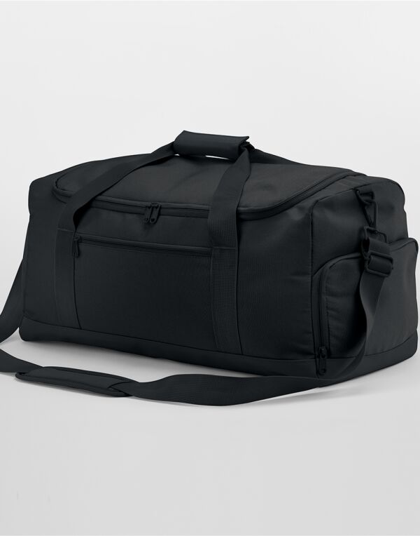 BG561 Bagbase Medium Training Holdall Black BG561 Bagbase Medium Training Holdall Black