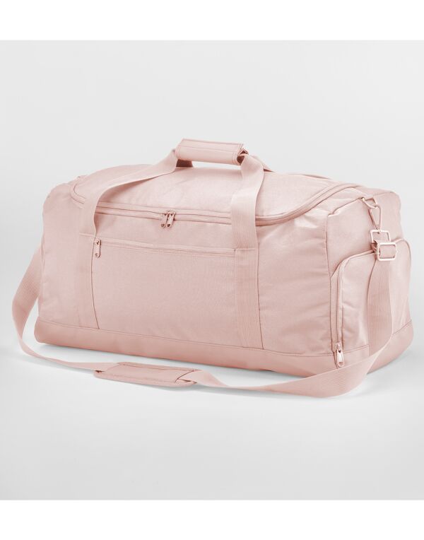 BG562 Fresh Pink Large Training Holdall BG562 Fresh Pink Large Training Holdall