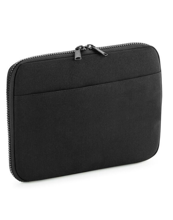 BG65 Black Essential Tech Organiser