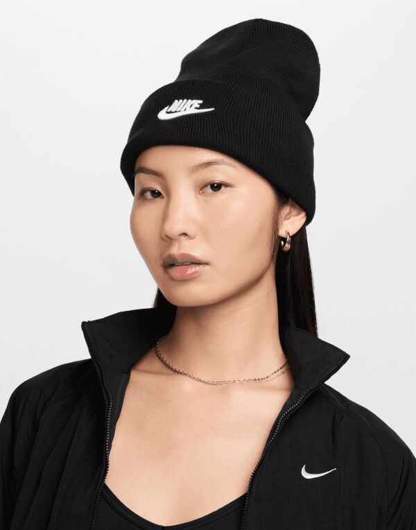 HF0186 Nike Golf Futura Peak Beanie Black/White
