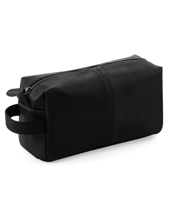 QD879 Quadra NuHide Washbag Black