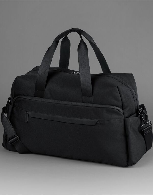 QD813 Black Airside Weekender