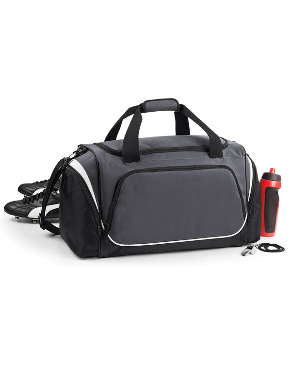 QS270 Graphite/Black/White Pro Team Holdall QS270 Graphite/Black/White Pro Team Holdall