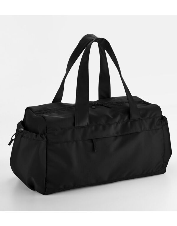 QS300 Quadra Studio Holdall Black QS300 Quadra Studio Holdall Black