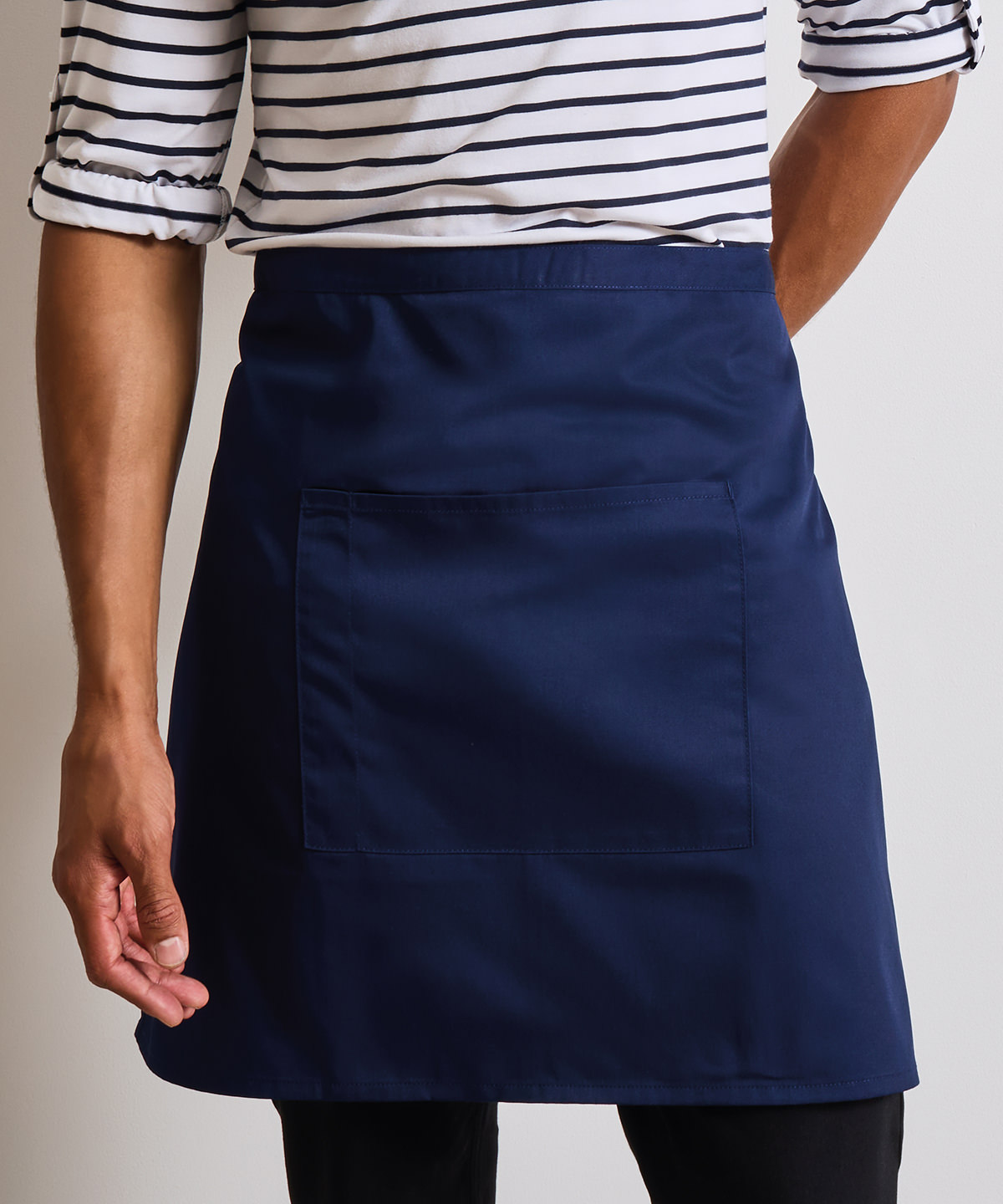 PR141 ‘Colours collection’ mid-length pocket apron Black