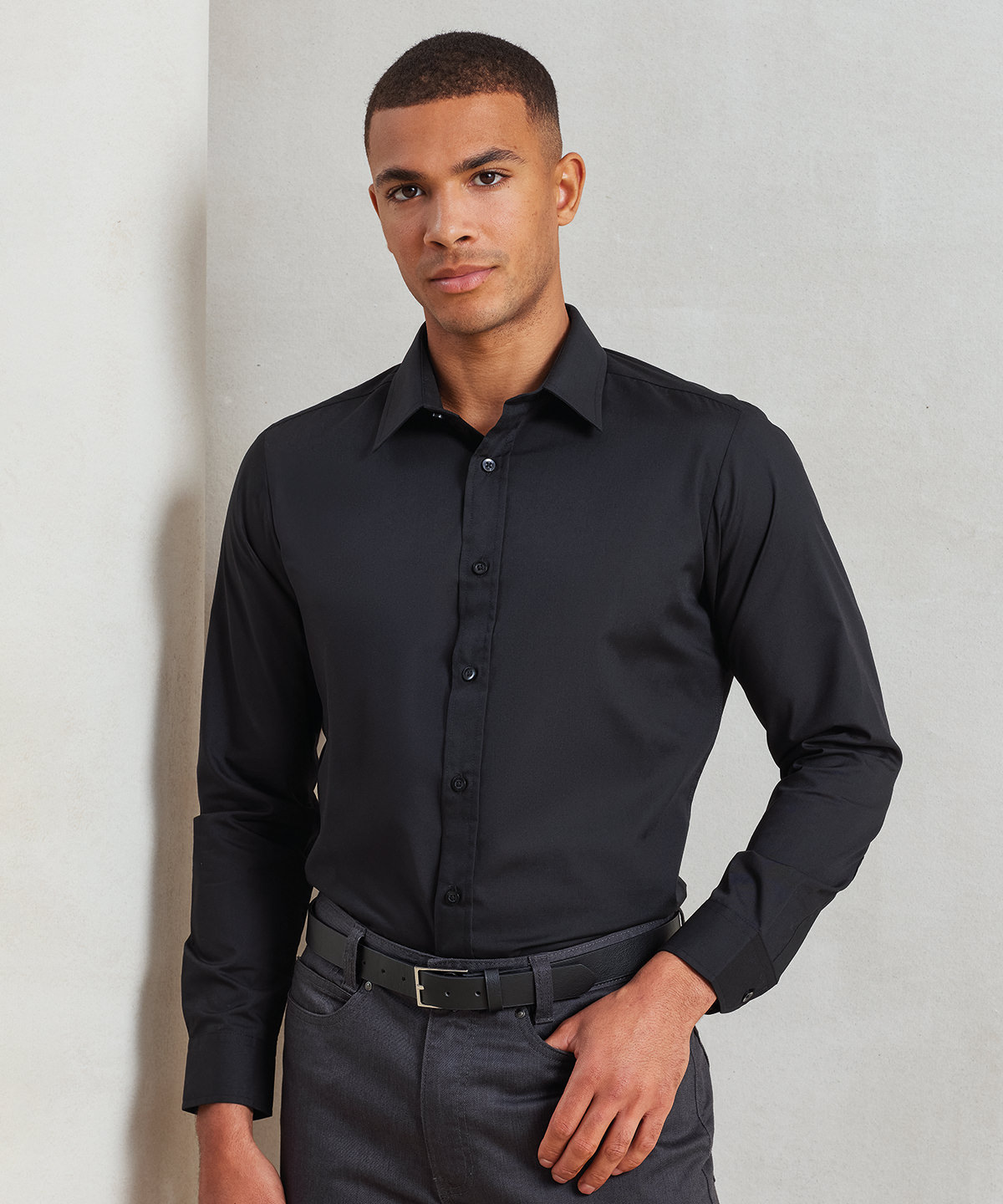 PR204 Poplin fitted long sleeve shirt Black