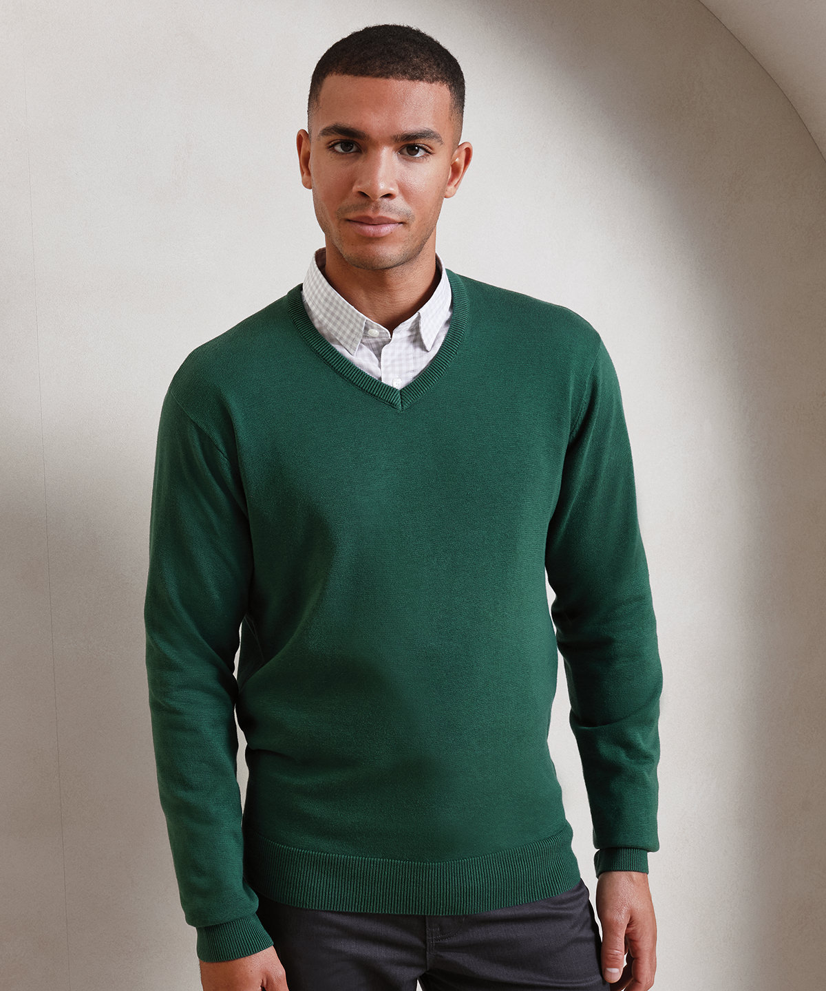 PR694 V-neck knitted sweater Black