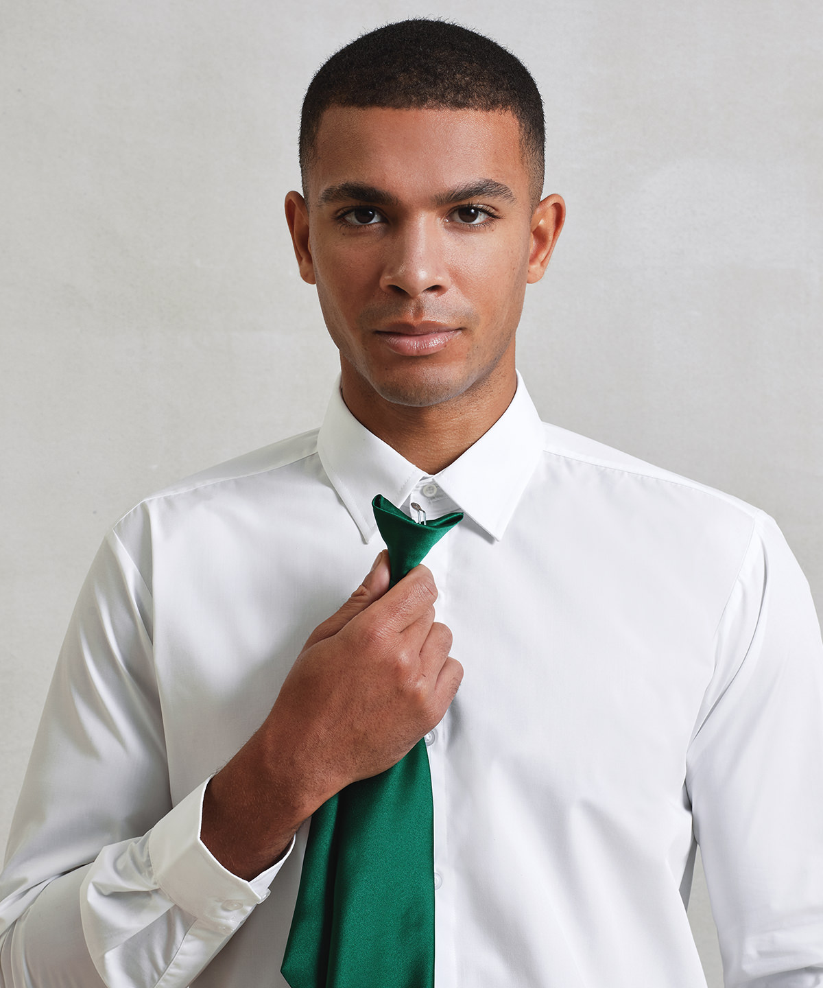 PR755 ‘Colours’ satin clip tie Red