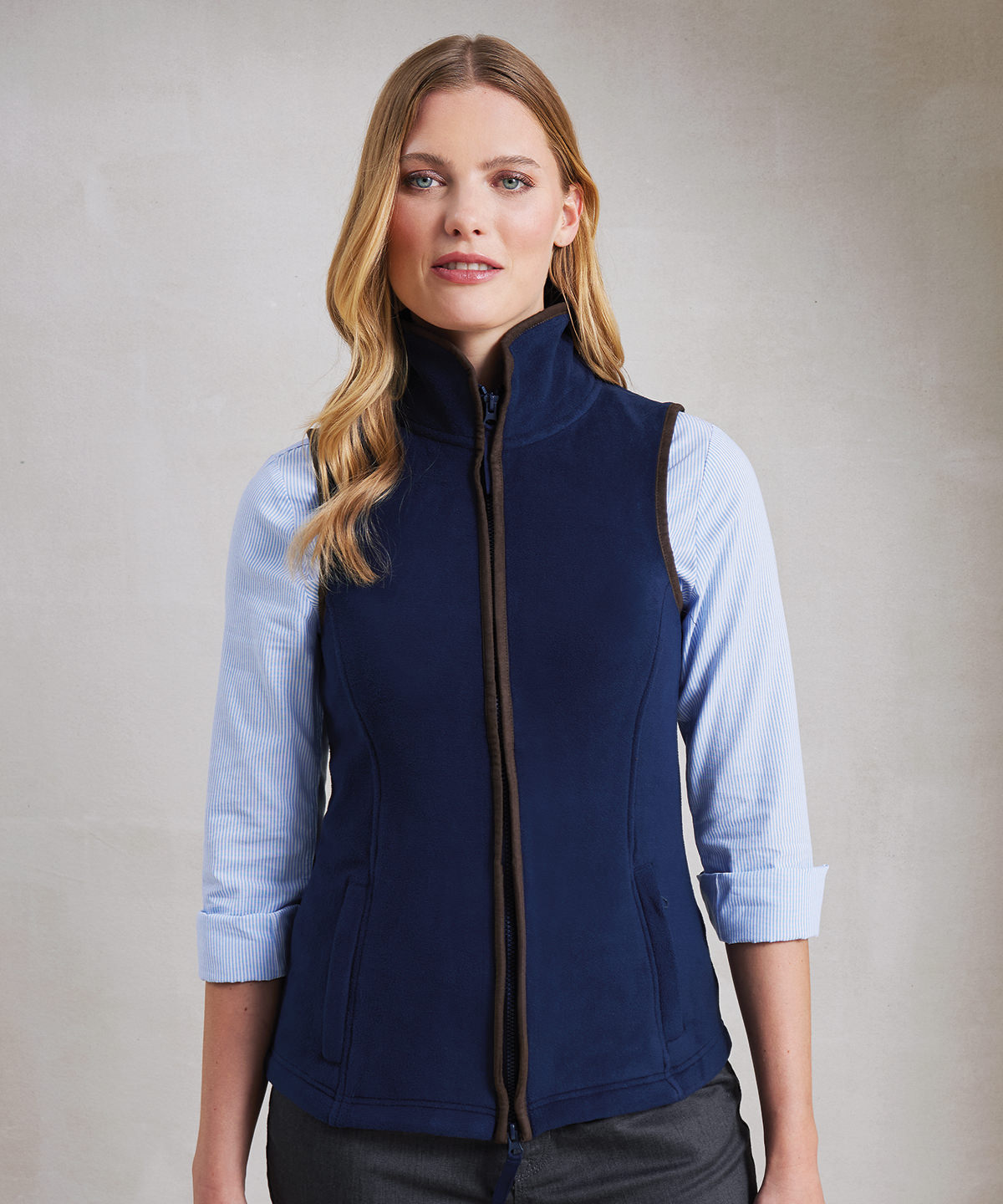 PR804 Women’s artisan fleece gilet Green
