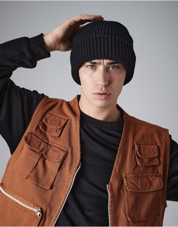 B422 Classic Waffle Knit Beanie Black