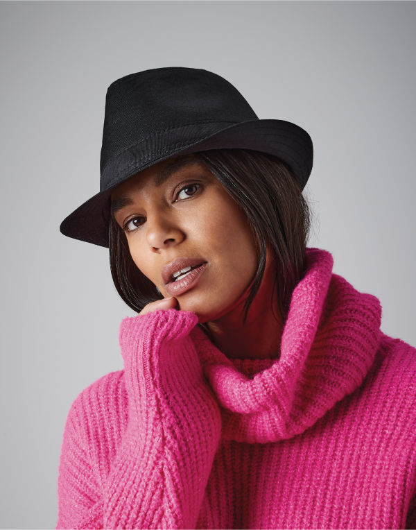 B630 Fedora White/Black