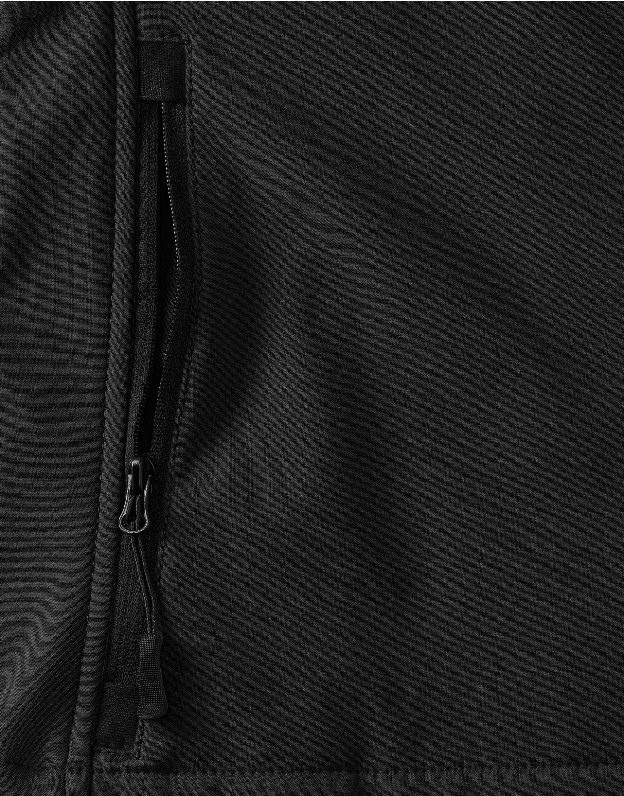 140F Black Ladies’ Softshell Jacket