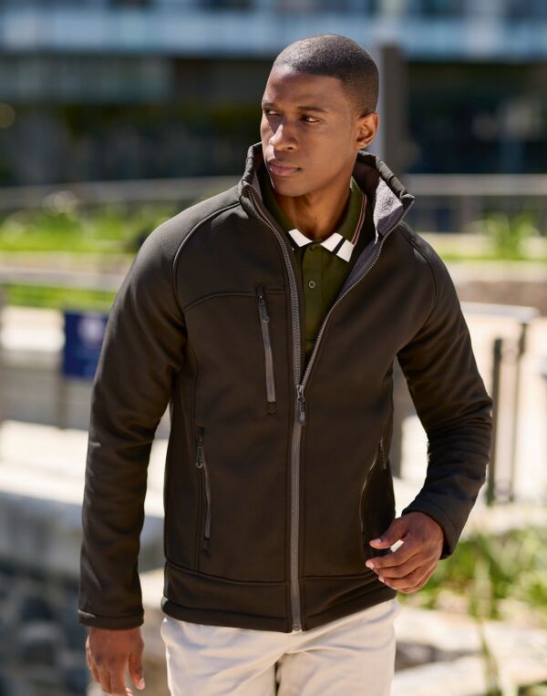 Black Northway Premium Softshell