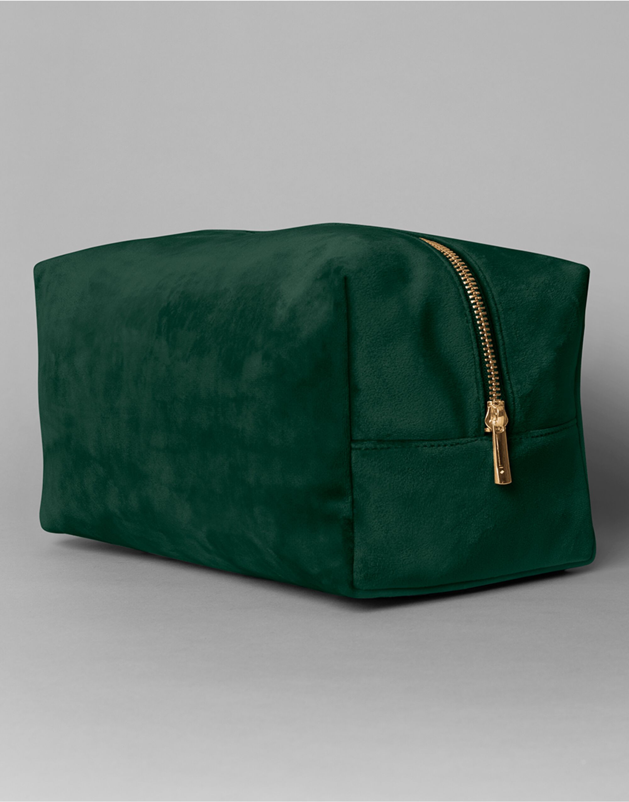 BG716 Dark Emerald Velvet Toiletry/Accessory Case BG716 Dark Emerald Velvet Toiletry/Accessory Case