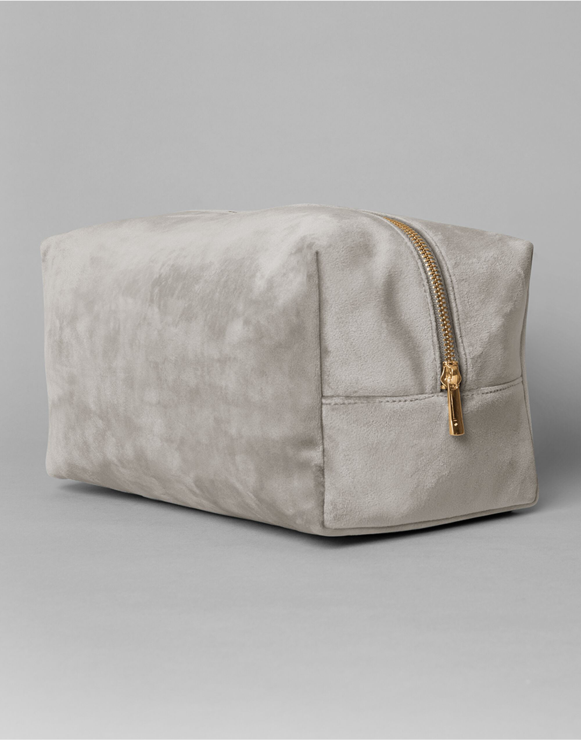 BG716 Moonstone Velvet Toiletry/Accessory Case
