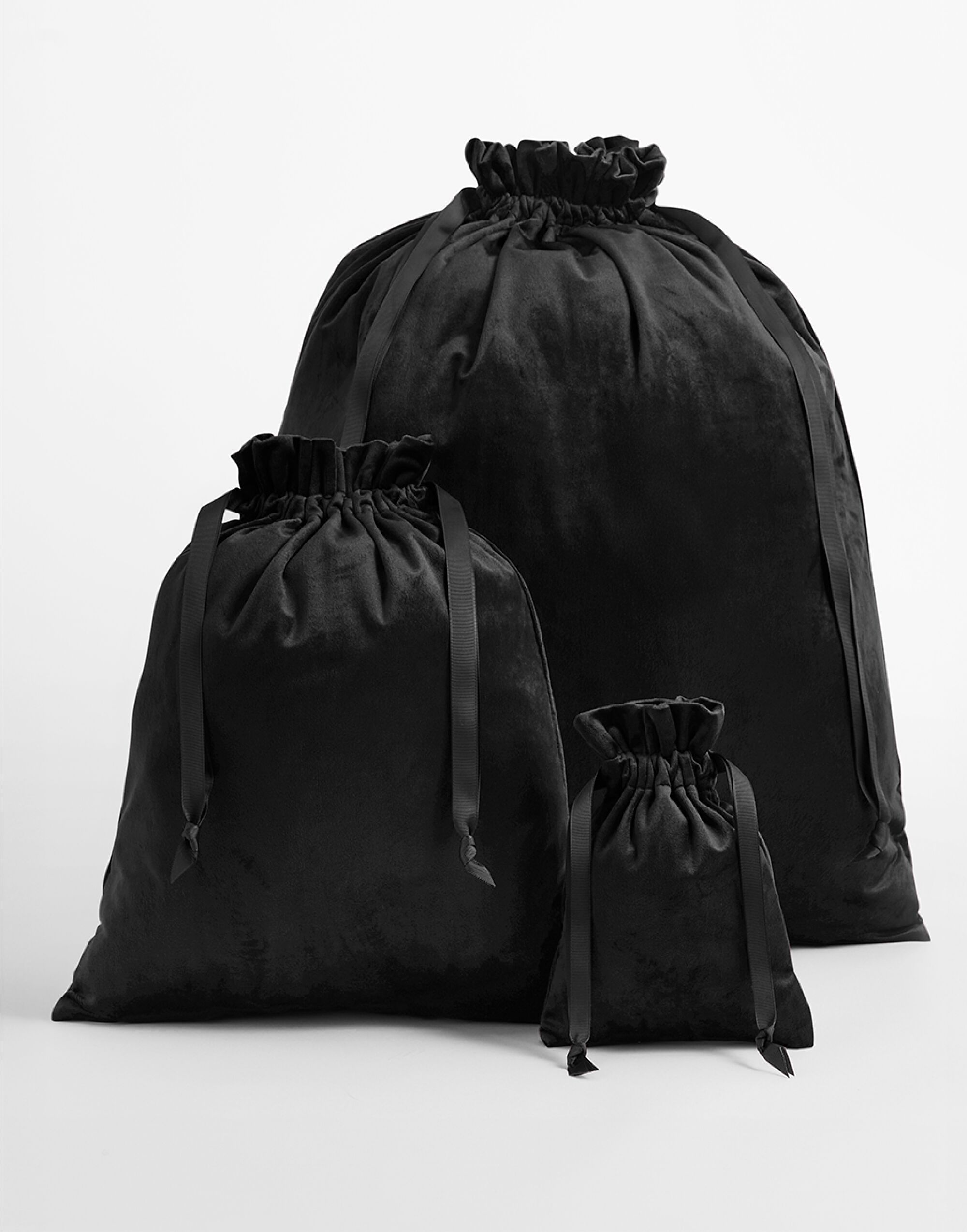 BG718 Velvet Gift Bag Black Onyx