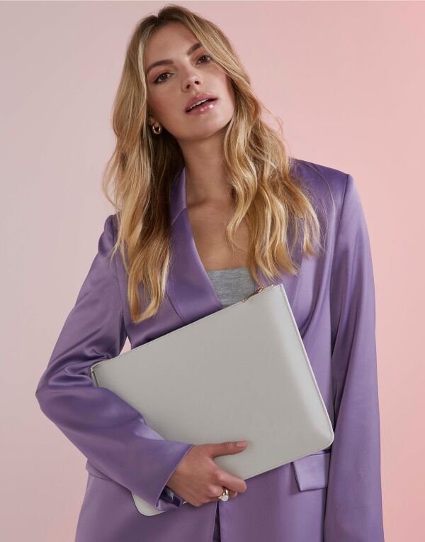 BG769 Boutique Document Slip Soft Grey