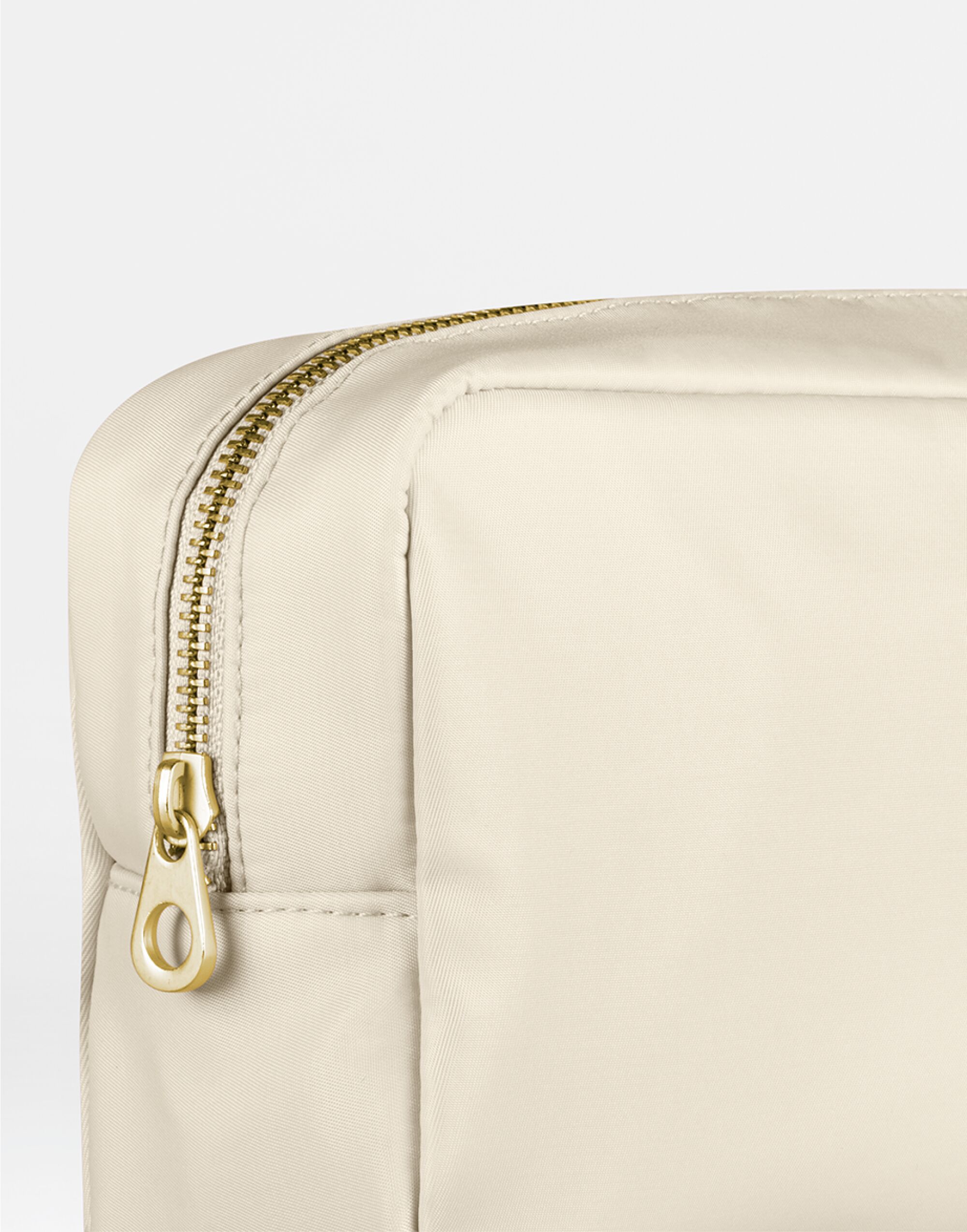 BG882 Sundae Accessory Case Cookies & Cream