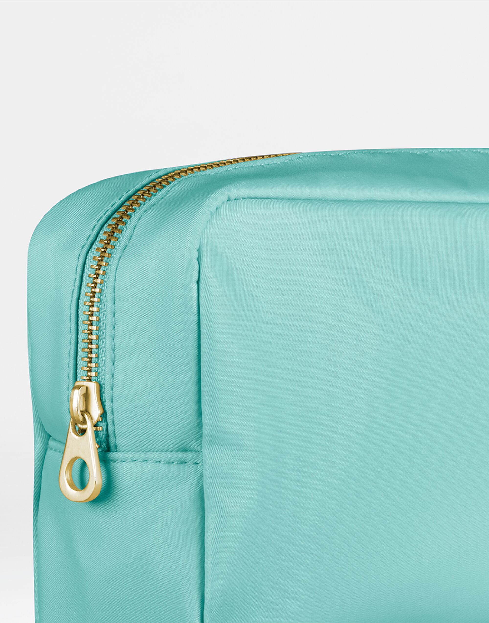 BG882 Sundae Accessory Case Mint Choc Chip