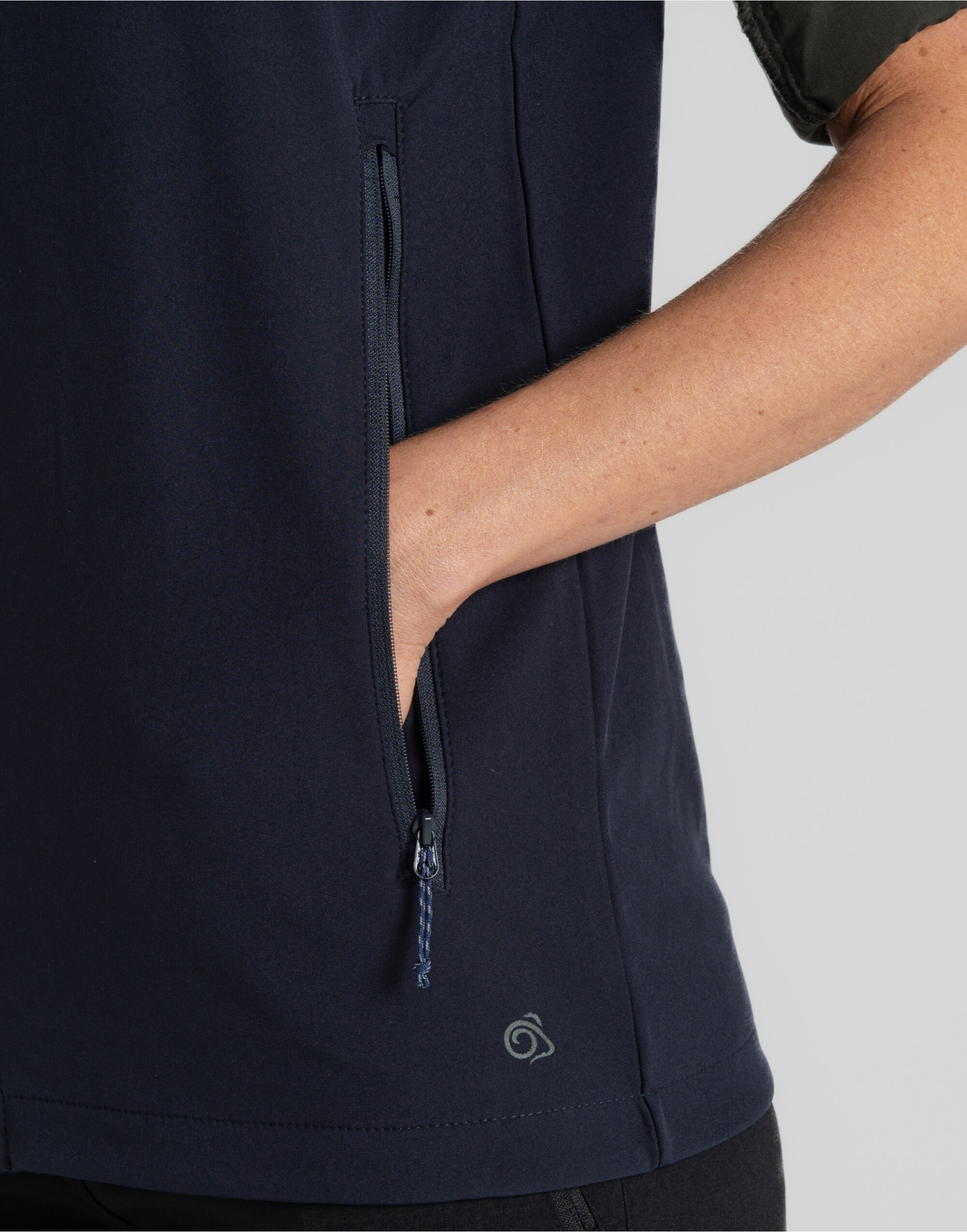 CEB003 Basecamp Softshell Vest Bodywarmer Dark Navy
